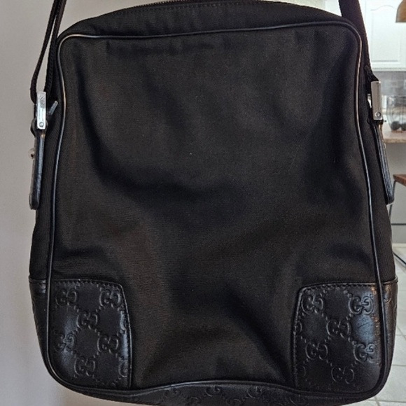 Authentic EUC GUCCI Guccissima Nylon GG Web Black Messenger - Picture 11 of 13